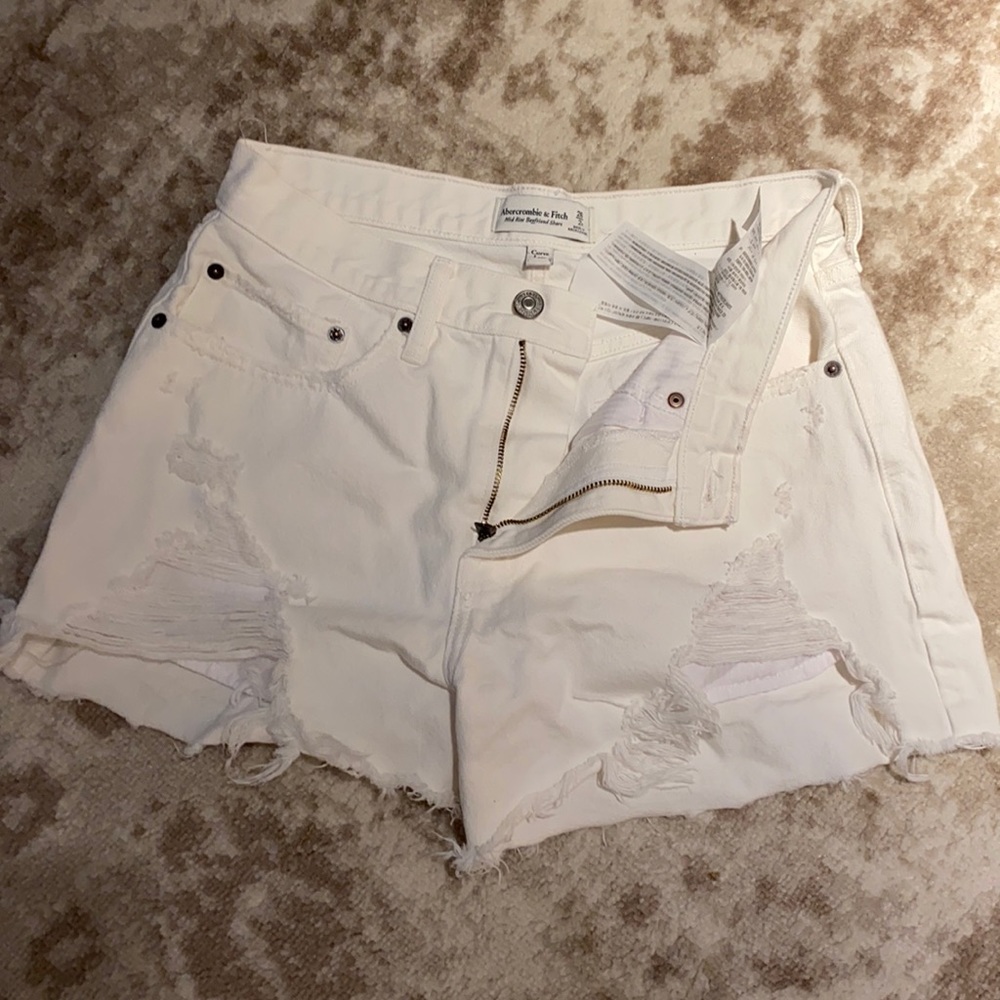 Abercrombie mid rise boy friend shorts